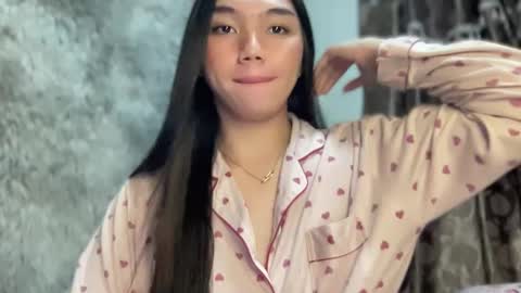 Snapshot of kat_hollandx chatting on January 2025 02:04:02 AM Majesty online show from January 2025 02:04:02 AM