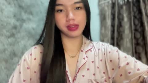 Snapshot of kat_hollandx chatting on January 2025 02:47:01 PM Majesty online show from January 2025 02:47:01 PM