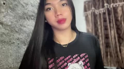 Snapshot of kat_hollandx chatting on January 2025 03:04:01 PM Majesty online show from January 2025 03:04:01 PM