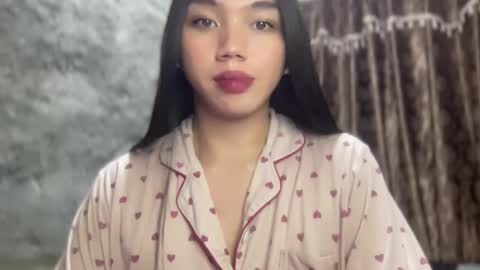 Snapshot of kat_hollandx chatting on January 2025 11:03:01 AM Majesty online show from January 2025 11:03:01 AM