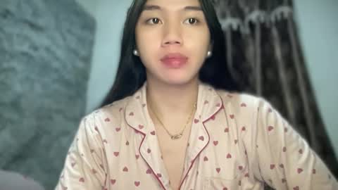 Snapshot of kat_hollandx chatting on February 2025 04:47:01 PM Majesty online show from February 2025 04:47:01 PM