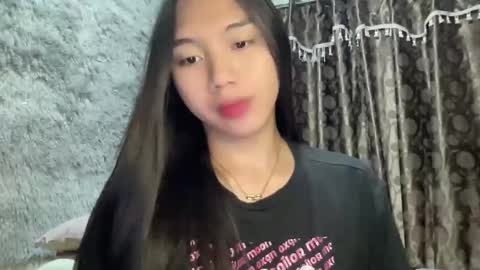 Snapshot of kat_hollandx chatting on February 2025 11:10:02 AM Majesty online show from February 2025 11:10:02 AM