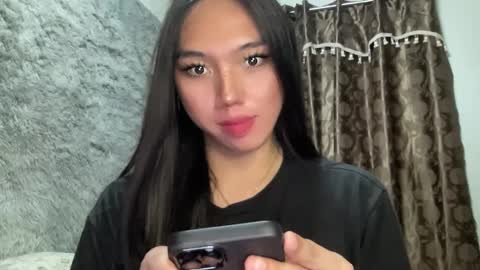 Snapshot of kat_hollandx chatting on March 2025 03:16:02 PM Majesty online show from March 2025 03:16:02 PM