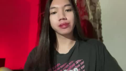 Snapshot of kat_hollandx chatting on September 2025 08:45:01 PM Majesty online show from September 2025 08:45:01 PM