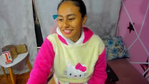 Snapshot of kataleya_amaya chatting on February 2025 12:06:02 PM kataleya_amaya online show from February 2025 12:06:02 PM