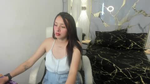 kataleya_bella online show from April 2026 08:00:02 PM