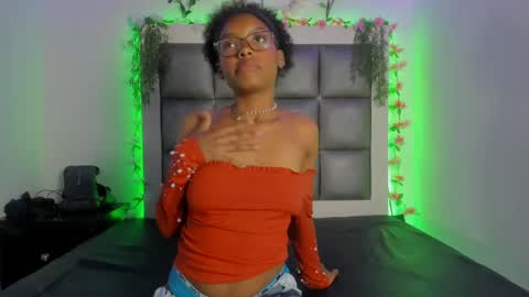 kataleya_js_ online show from May 2026 08:28:01 PM