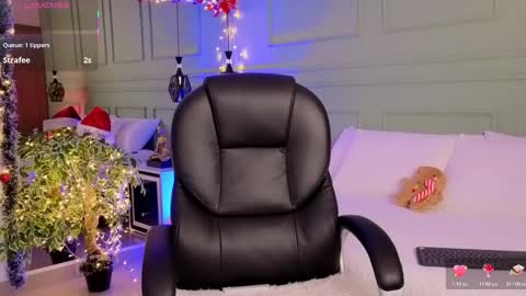 Kat online show from December 2025 11:48:02 AM