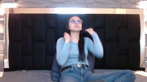 Katalina online show from October 2025 01:44:01 PM