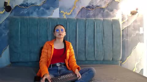 Katalina online show from February 2026 03:12:01 PM