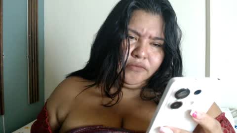 Snapshot of katalina_gomez6921 chatting on April 2026 04:06:02 AM Kata online show from April 2026 04:06:02 AM