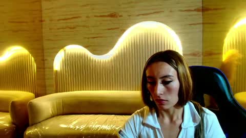 Katalina  online show from May 2026 12:34:02 PM