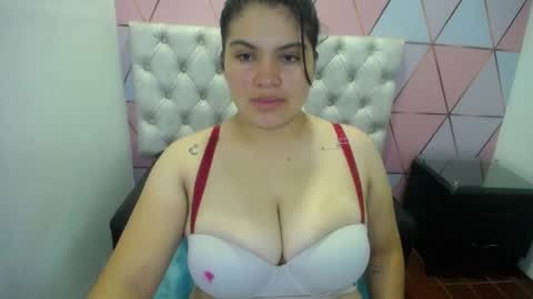 Snapshot of katalina_santana25 chatting on December 2025 07:10:02 PM katalina santana25 online show from December 2025 07:10:02 PM