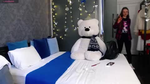 .Be kind and gentle with me and I will do my best for you.   online show from November 2025 07:29:01 AM