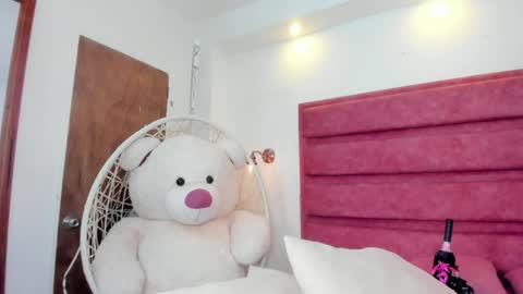 Snapshot of kate_lua chatting on May 2026 03:17:01 PM kate lua online show from May 2026 03:17:01 PM