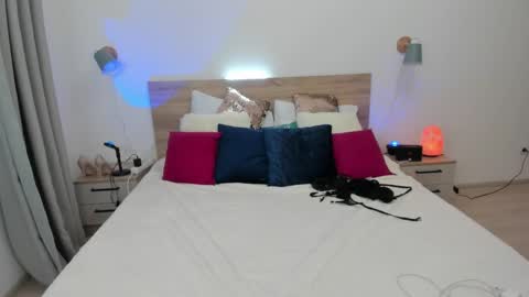 kate_redgar online show from October 2025 08:24:02 AM