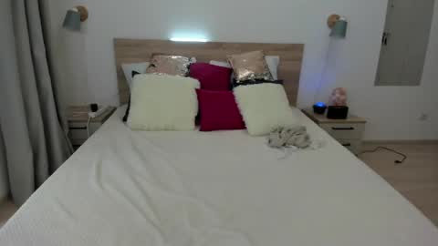 kate_redgar online show from May 2026 07:57:02 AM