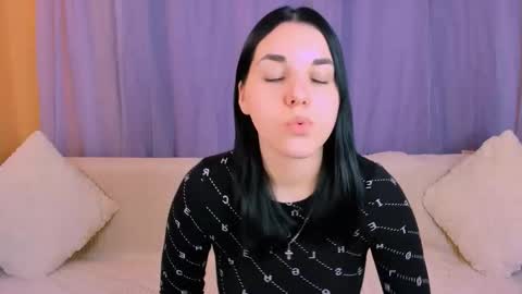 KATE online show from December 2025 06:07:01 AM