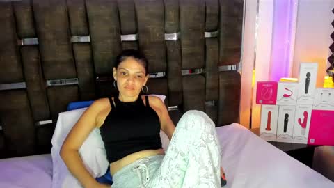 kate_roose online show from May 2026 08:25:02 PM