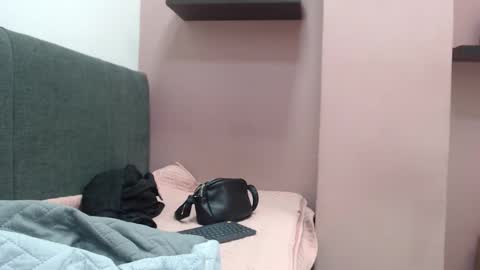 Kari online show from November 2025 02:16:02 PM