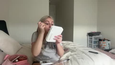 kateharperr online show from December 2025 08:02:01 PM