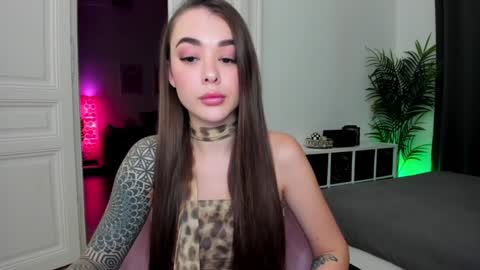 Snapshot of katekanexxx chatting on December 2024 05:44:01 PM Kate new profile same me undercostruction online show from December 2024 05:44:01 PM