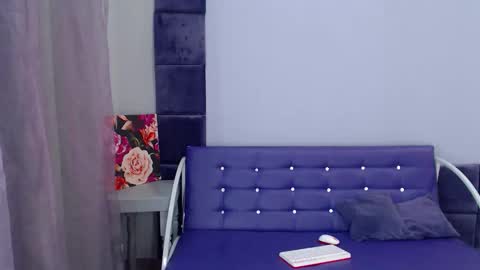 Snapshot of katerinarx chatting on December 2025 08:53:02 AM KaterinaRX online show from December 2025 08:53:02 AM