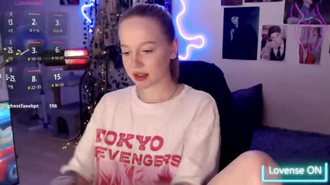 Snapshot of katerinaxvold chatting on March 2025 04:38:02 PM Lisa online show from March 2025 04:38:02 PM