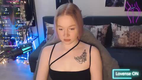 Snapshot of katerinaxvold chatting on October 2025 02:04:02 AM Lisa online show from October 2025 02:04:02 AM