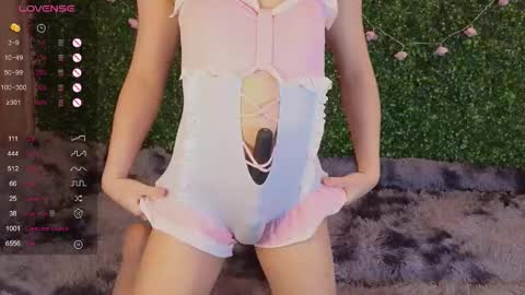 Snapshot of katerinnna chatting on November 2025 03:56:02 PM Katerina online show from November 2025 03:56:02 PM