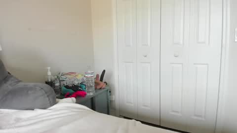 Kates Kurves online show from December 2025 02:23:02 PM