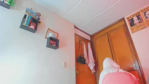 Katerine online show from December 2024 07:04:01 AM