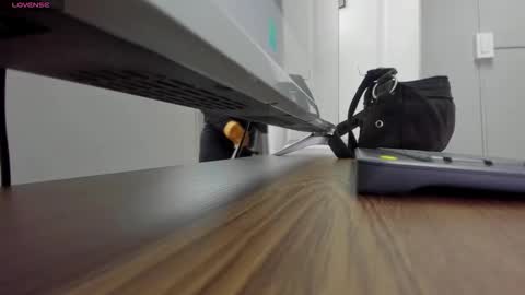 Snapshot of kathe_asian chatting on November 2025 11:21:02 AM online show from November 2025 11:21:02 AM