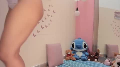 Snapshot of kathe_vergara chatting on September 2025 07:49:02 PM kathe online show from September 2025 07:49:02 PM