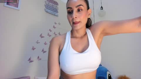 Snapshot of kathe_vergara chatting on May 2026 08:06:02 PM kathe online show from May 2026 08:06:02 PM