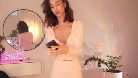 Snapshot of katherinepinke chatting on February 2026 11:13:01 AM katherinepinke online show from February 2026 11:13:01 AM