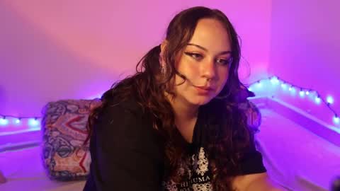 Snapshot of kathleencosmicvice chatting on December 2025 09:53:02 PM Kathleen online show from December 2025 09:53:02 PM