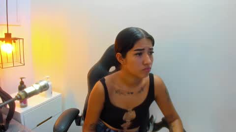 Snapshot of kathy_naughty1 chatting on March 2025 12:37:01 PM Khaty online show from March 2025 12:37:01 PM