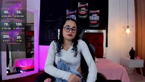 Snapshot of kathy_sc chatting on February 2025 06:55:02 PM Kate 3 - INSTAGRAM Kathy sc94 online show from February 2025 06:55:02 PM