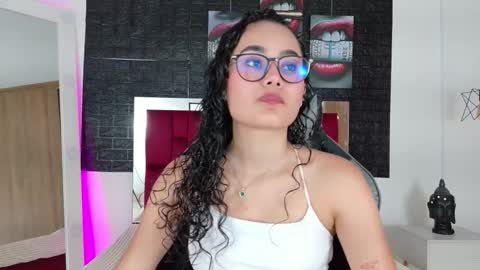 Snapshot of kathy_sc chatting on September 2025 08:33:01 PM Kate 3 - INSTAGRAM Kathy sc94 online show from September 2025 08:33:01 PM