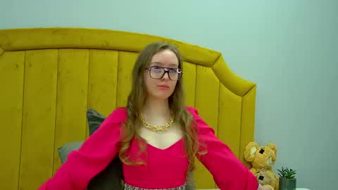 Kathy online show from October 2025 04:22:01 AM