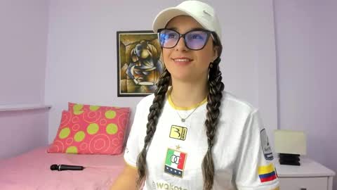 Khaterine online show from January 2025 12:09:02 PM