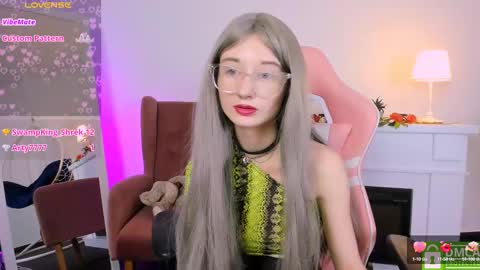 Katia  online show from February 2025 11:28:02 AM