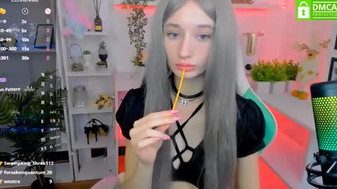 Katia  online show from February 2025 12:50:01 PM