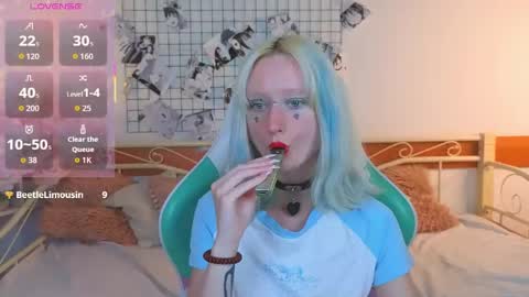 Katia  online show from May 2026 05:29:02 PM