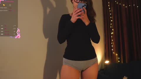 Snapshot of katie________ chatting on March 2025 10:22:02 AM Katienext stream online show from March 2025 10:22:02 AM