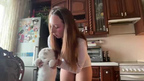 Snapshot of katie________ chatting on November 2025 09:42:02 AM Katienext stream online show from November 2025 09:42:02 AM