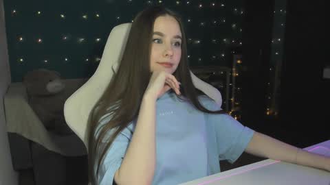 Snapshot of katie_taylorr chatting on December 2024 11:29:01 PM Katie online show from December 2024 11:29:01 PM