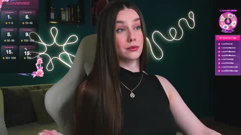 Snapshot of katie_taylorr chatting on October 2025 10:32:02 PM Katie online show from October 2025 10:32:02 PM