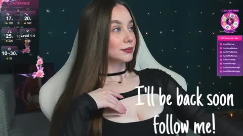 Snapshot of katie_taylorr chatting on October 2025 02:45:02 AM Katie online show from October 2025 02:45:02 AM